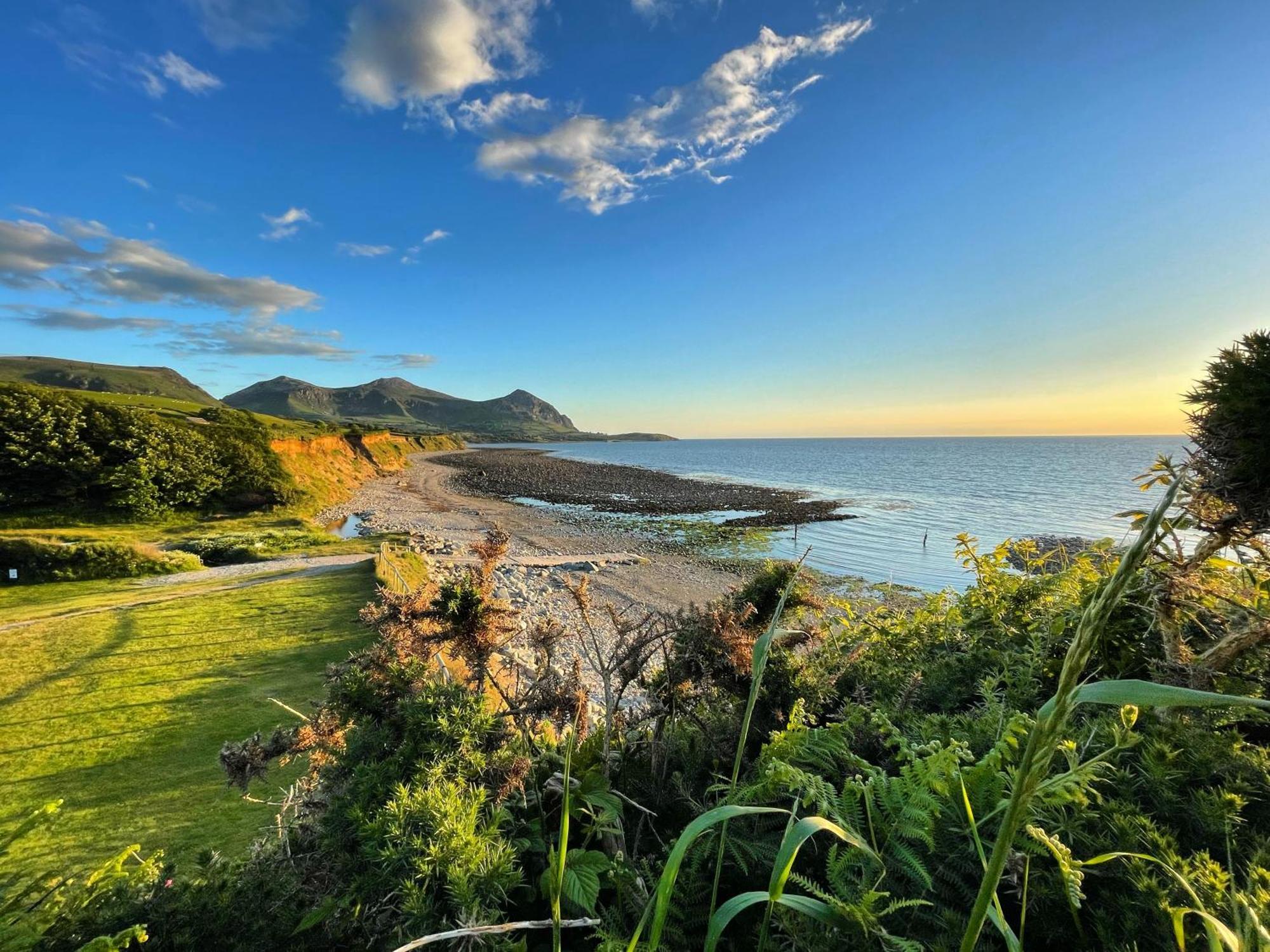 Mynydd A Mor Villa Trefor  Bagian luar foto